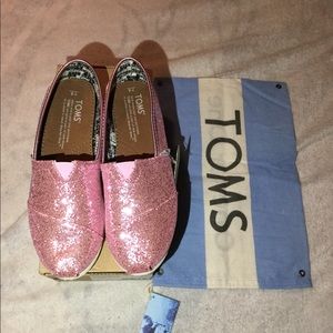 Toms Classic Pink Glitters Big Girls Shoes